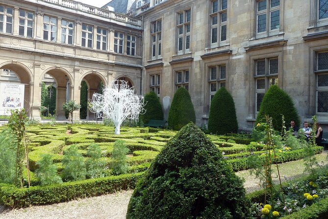 Private Pickup Food and Wine Tasting Walking Tour in Le Marais - Additional Information