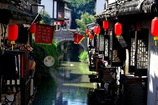 Private Shanghai Layover Tour to Nanxiang Water Town With Hot Spring Bath - Private Tour Exclusivity