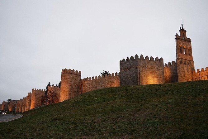 Private Tour Ávila - Segovia From Madrid With Tapas Route - Meeting and Pickup Details