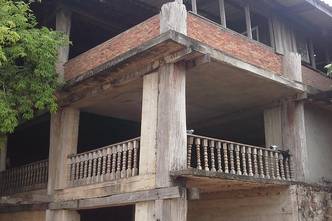 Private Tour to Anlong Veng (Khmer Rouge Stronghold)
