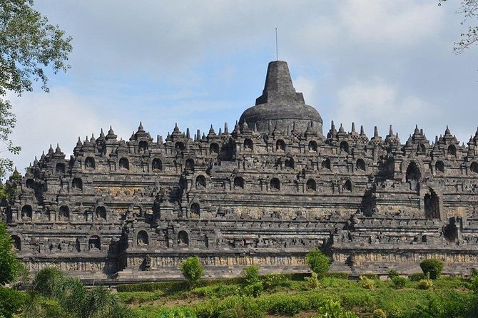 Private Tour to Borobudur, Prambanan, Pawon, Mendut With French-Speaking Guide - Additional Information