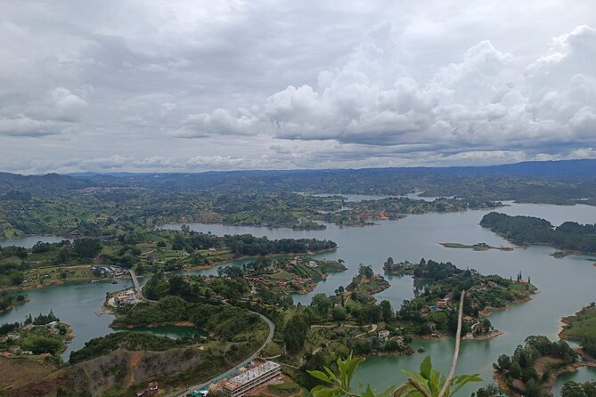 Private Tour to Peñol and Guatapé From Medellín Lunch Included - Culinary Experience