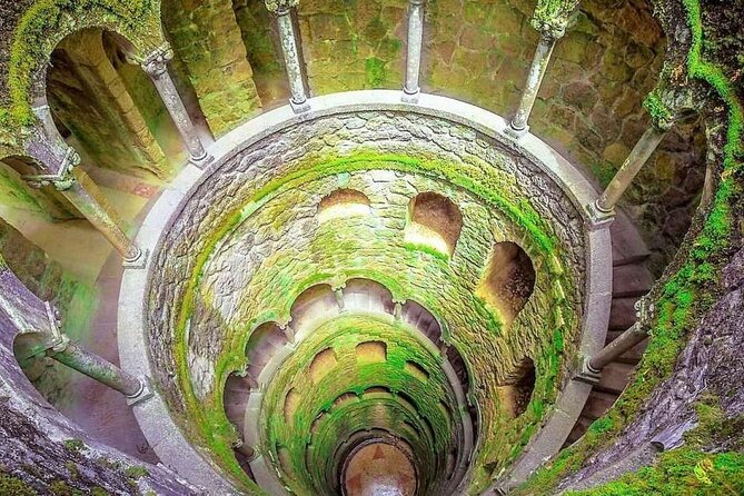 Private Tour to Sintra and Cascais From Lisbon - Amenities Included