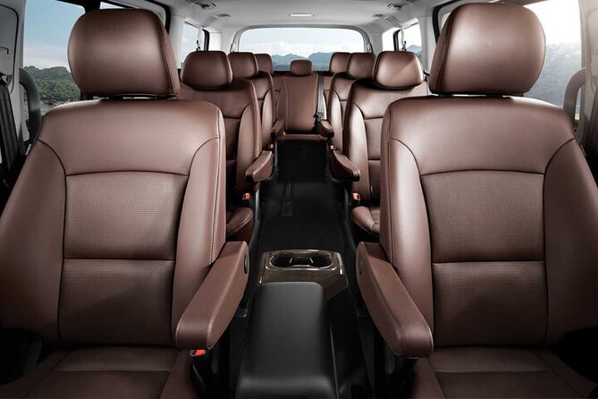 Private Transfer Bariloche or Villa La Angostura to Bariloche Airport BRC by Van - Frequently Asked Questions