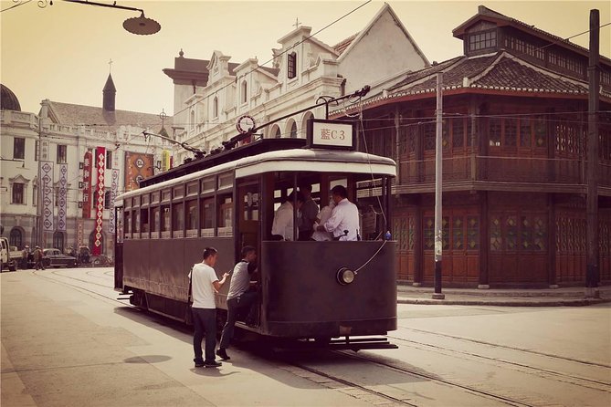 Private Transfer Between Shanghai Chedun Film Park and City Hotels - Frequently Asked Questions