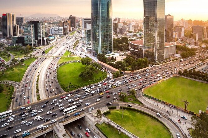 Private Transfer: Lima City Center to Jorge Chavez Airport (LIM) - Inclusions and Vehicle Type