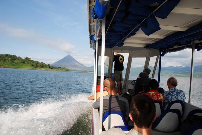 Private Transport Monteverde to Arenal - Onboard Amenities