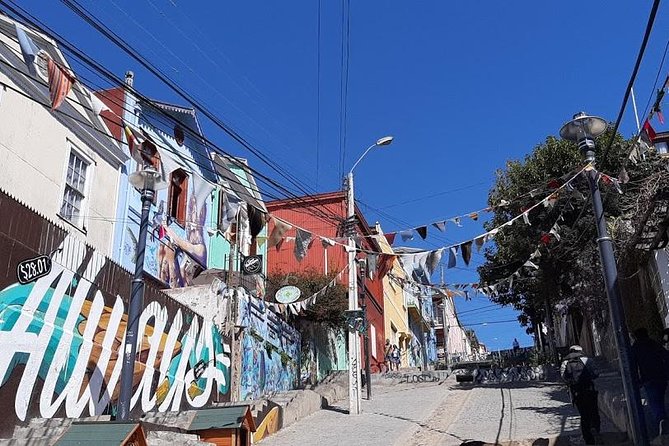 Private Walking Tour in Valparaiso With Local Lunch - Whats Included