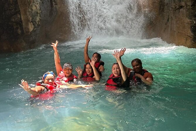 Private Waterfall Tour and River Hike in La Leona Waterfall - Expectations and Information
