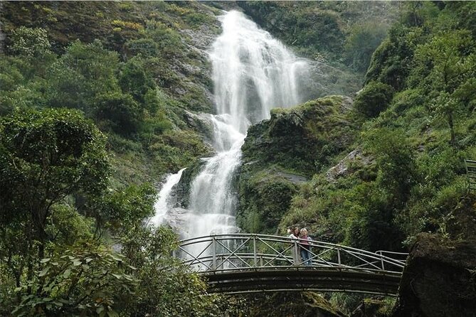 Private Waterfalls, Trekking and Tribal Villages Tour From Sapa - Meeting and Pickup Details