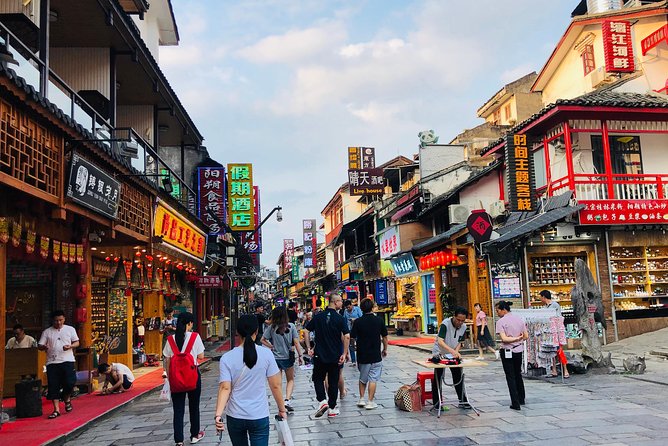 Private Yulong River, Xianggong Mountain and Countryside Bike Tour - Accessibility Notes