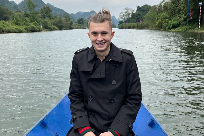 Quang Phu Cau Incense-Making Village & Perfume Pagoda - Meeting and Pickup