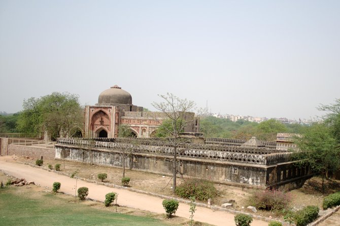 Qutub Minar & Mehrauli Temple/Market - Pricing and Booking