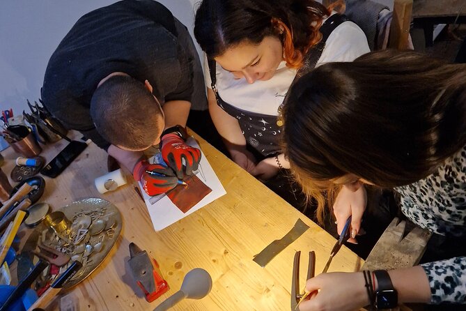 Real Roma Community Crafting Workshop - Workshop Inclusions