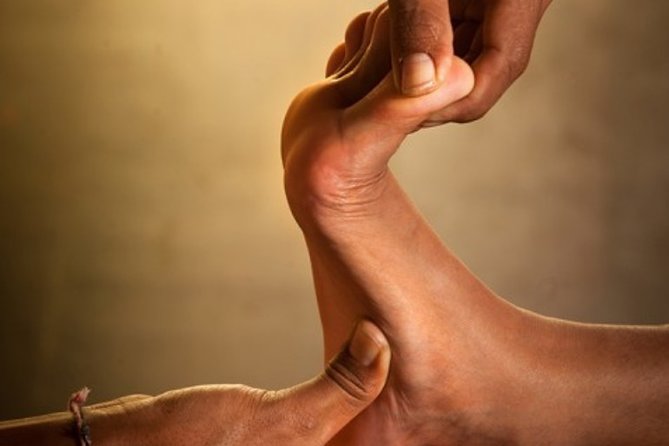 Reflexology Massage at Bali Luxury Spa - Professional Spa Therapists