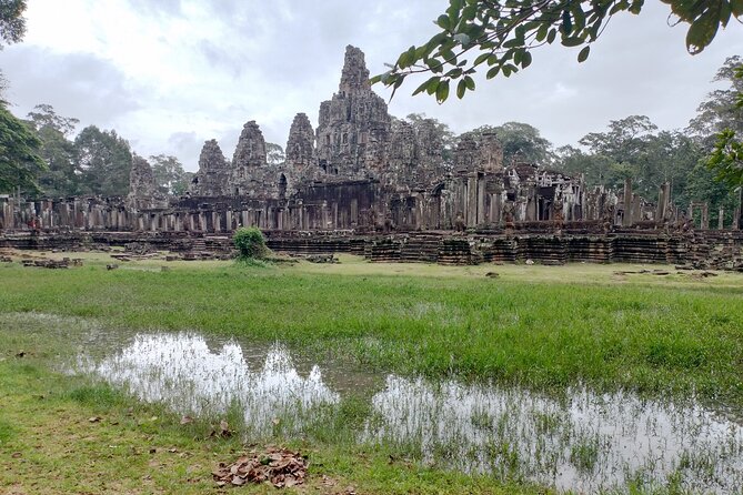 Remork(Tuk Tuk) With Driver & English Tour Guide for Small Tour - Price