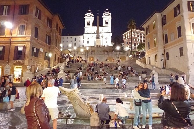 Rome Under the Stars Group Walking Tour - Tour Features