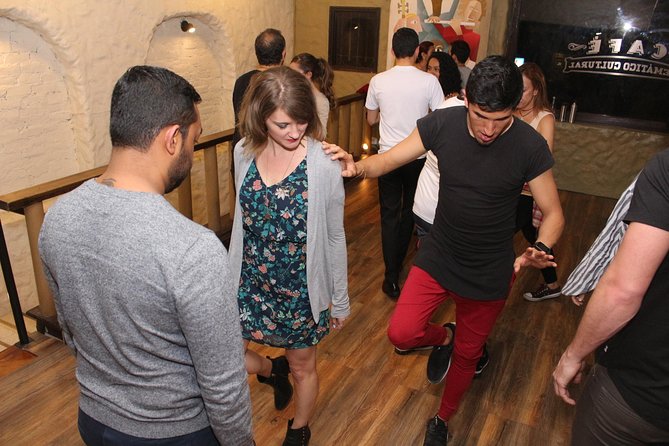 Salsa Dancing Night Tour With Transportation in Bogota - The Sum Up