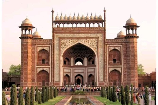 Same Day Tour of Tajmahal With Mathura and Vrindavan - Included Amenities