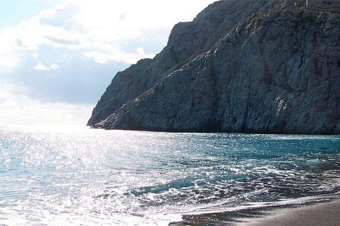Santorini Easy Private Family Tour - Pickup Point Details