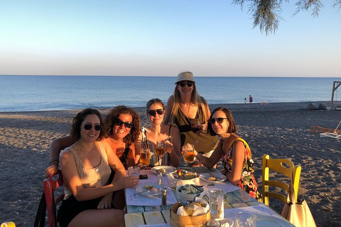 Santorini in One Day Private Deluxe Sightseeing Tour - Meeting Point Details