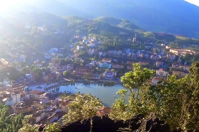 Sapa 3 Days 2 Nights Hotel 3 Star( By Limousine Dcar Bus Or Solf Sleeping Train) - Meeting and Pickup Information