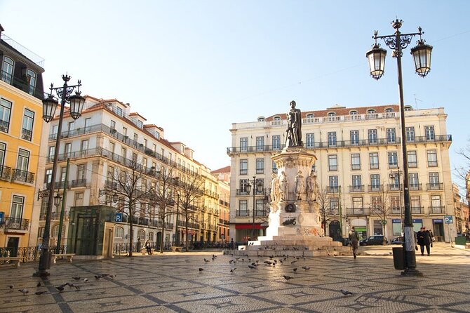 Self-Guided Audio Tour of Barrio Alto, Between Myths and Fado. - Accessibility and Additional Info