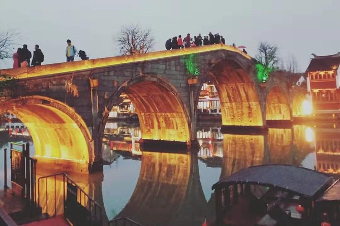 Shanghai Private Layover Tour of Zhujiajiao Ancient Town, the Bund and Xintiandi - Itinerary Overview