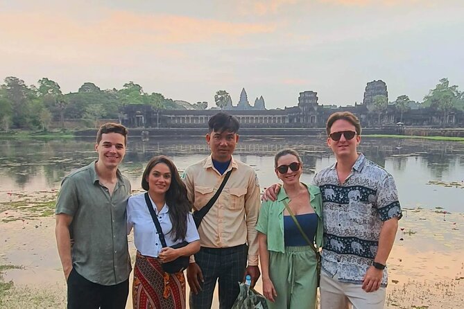 Siem Reap: Small Group Guided Tour 1 Day at Angkor - Pickup Information
