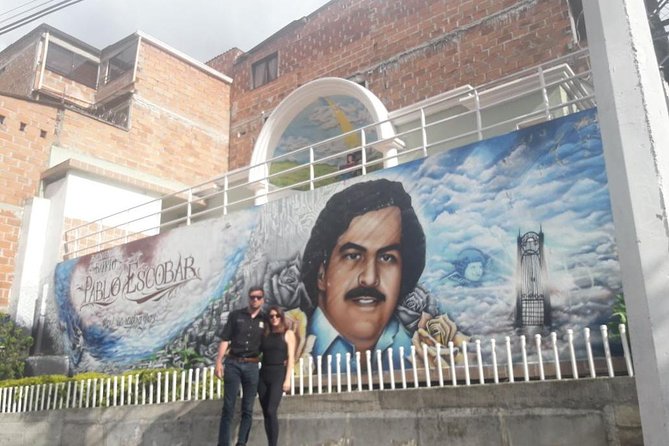 Silver Pack Pablo E Tour With C13, Neighborhood Pe, Museum and Memory House 10 Hrs - Booking and Cancellation Policy