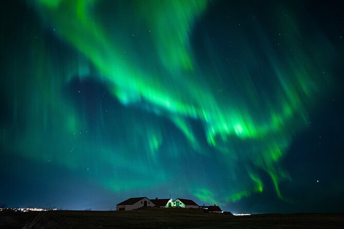 Small Bus Northern Lights Tour From Reykjavik @ 9:30 Pm - The Sum Up