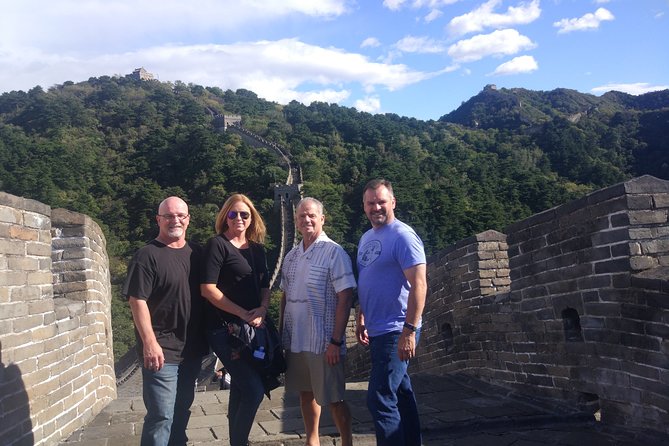 Small Group Tour to Mutianyu Great Wall and Summer Palace With Local Lunch - Meeting and Pickup Information