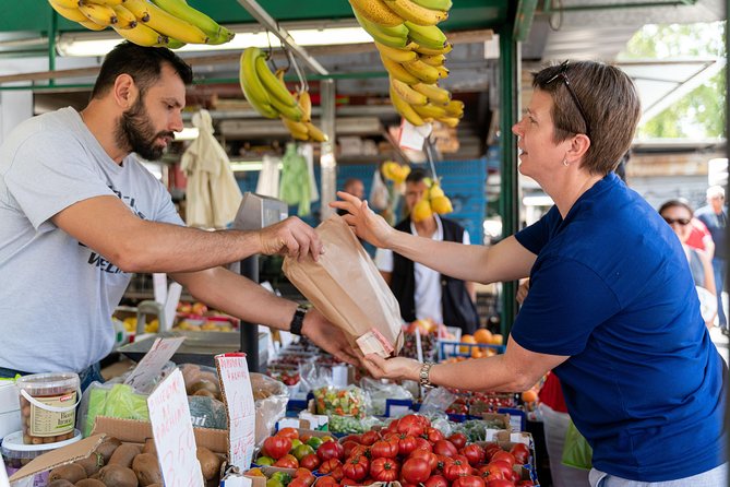 Sorrento Market Tour & Local Home Dining Experience - Traditional Sorrentine Dish Preparation