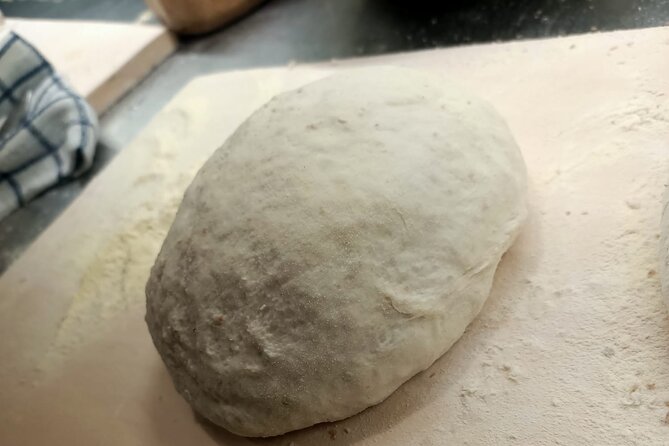 Spanish Steps Rome Pizza Making Class With Wine and Limoncello - Inclusions Provided