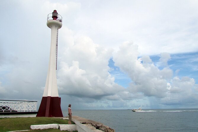 Spellbinding Belize City: a Romantic Walking Tour - Meeting and End Points
