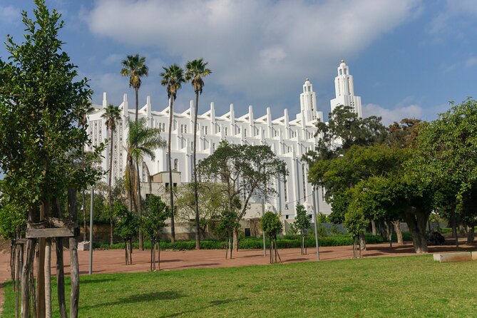 Splendorous Romantic Walking Tour in Casablanca - Accessibility Information