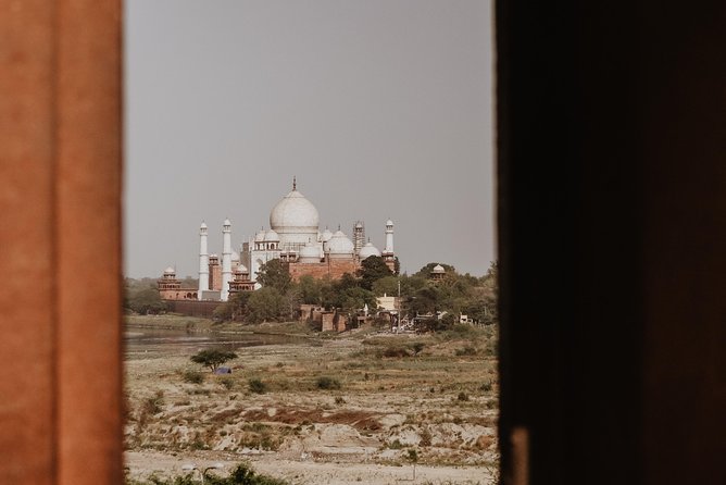Taj Mahal and Agra Sightseeing in One Day - What to Expect