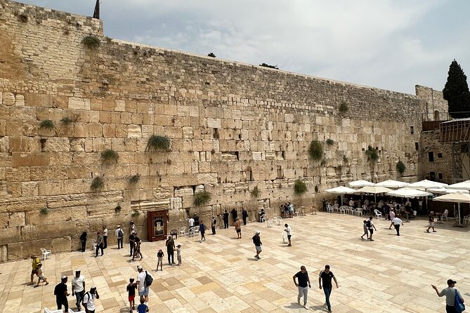 Tel Aviv to Jerusalem: Day Trip to Jerusalem by Rail With Guide - Local Time Reminder