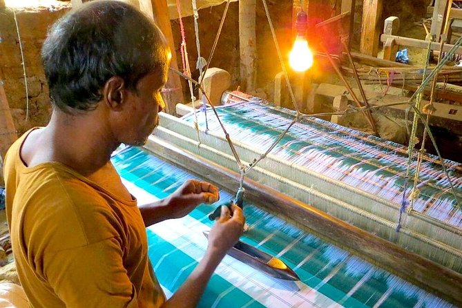 Textile Tour of Hyderabad With Guide and Pick up - Tour Overview
