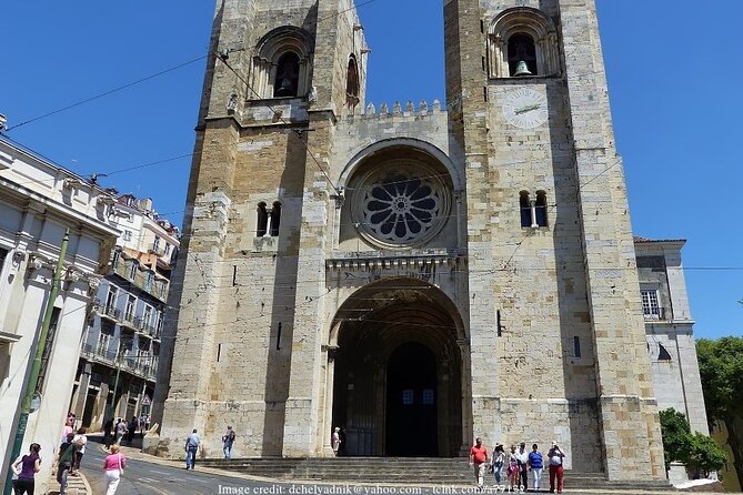 The City of the Seven Hills: Private Tour of Lisbon Highlights - Culinary Delights of Lisbon