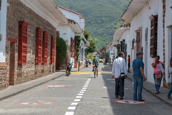 The Route of the Sun and the Route of the Fruite - Medellín - Frequently Asked Questions