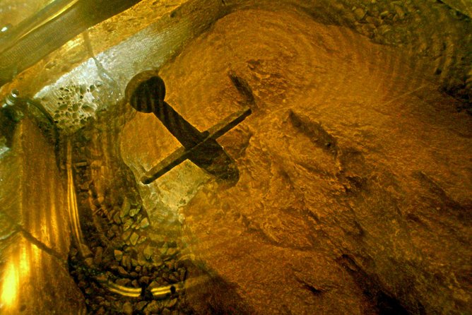 The Sword In The Stone Tour With Lunch and Wine Tasting in Chianti - Itinerary