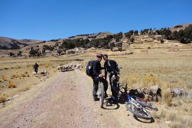 Tombs of Sillustani Mountain Bike Tour - Whats Included in the Tour