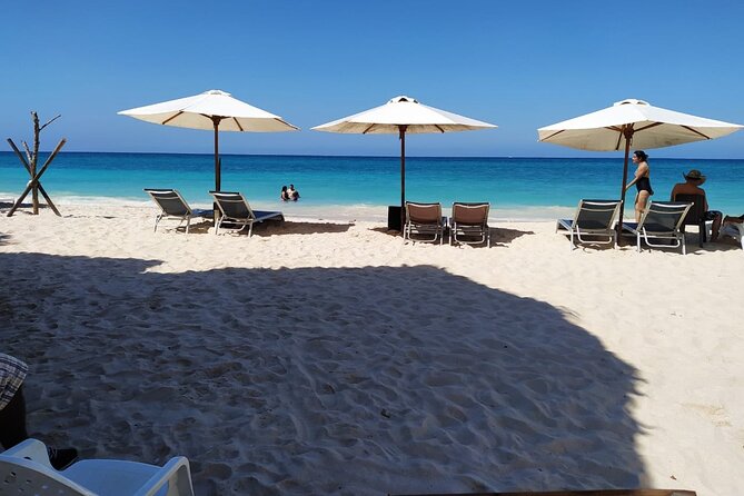 Tour to Barú Island, Playa Blanca, Quiet Beach and Seafood - Activities at Barú Island