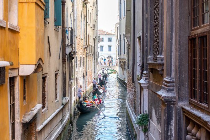 Touristic Highlights of Venice on a Private Full Day Tour With a Local - Photographic Hotspots