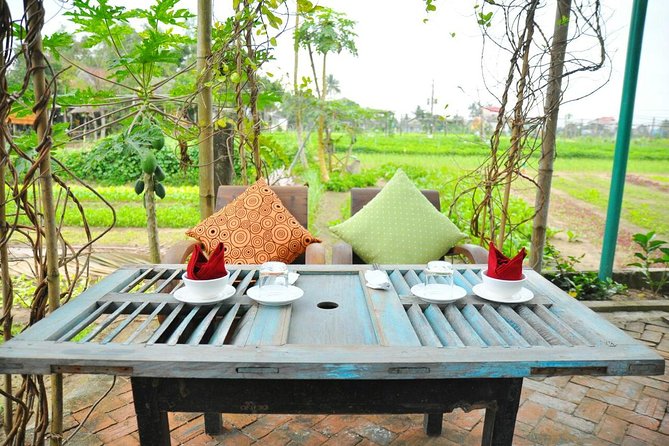 Tra Que Herb Village and Cooking Class From Hoi an Old Quarter - Inclusions and Logistics