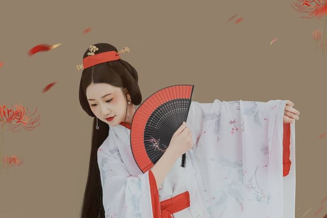 Traditional Chinese Dress Set - Historical Significance