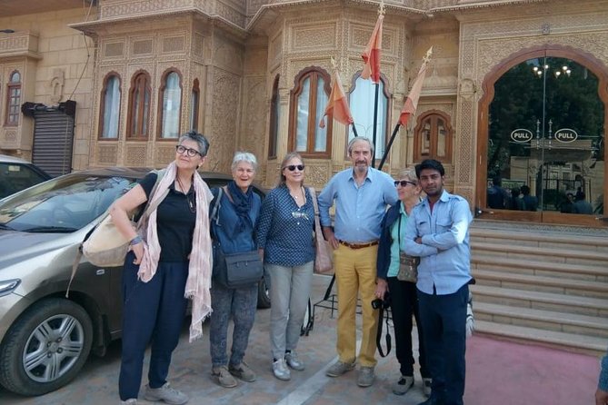 Transfer From Agra to New Delhi by Private Car - Benefits of Private Car Transfer