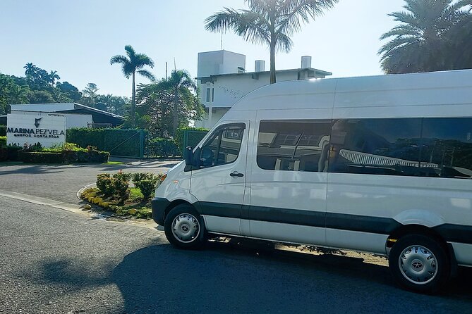 Transfer Manuel Antonio Hotels to Airport Area Private One Way - Child Safety Requirements