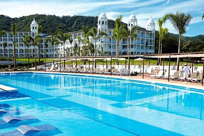 Transfer Service From Liberia Airport To Riu Palace And Riu Guanacaste - Group Size & Pricing